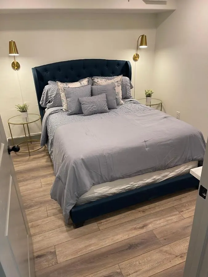 Main Street Farmhouse City Retreat By Hollyhock Louisville Appartement